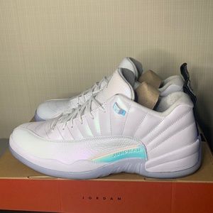 Jordan 12’s